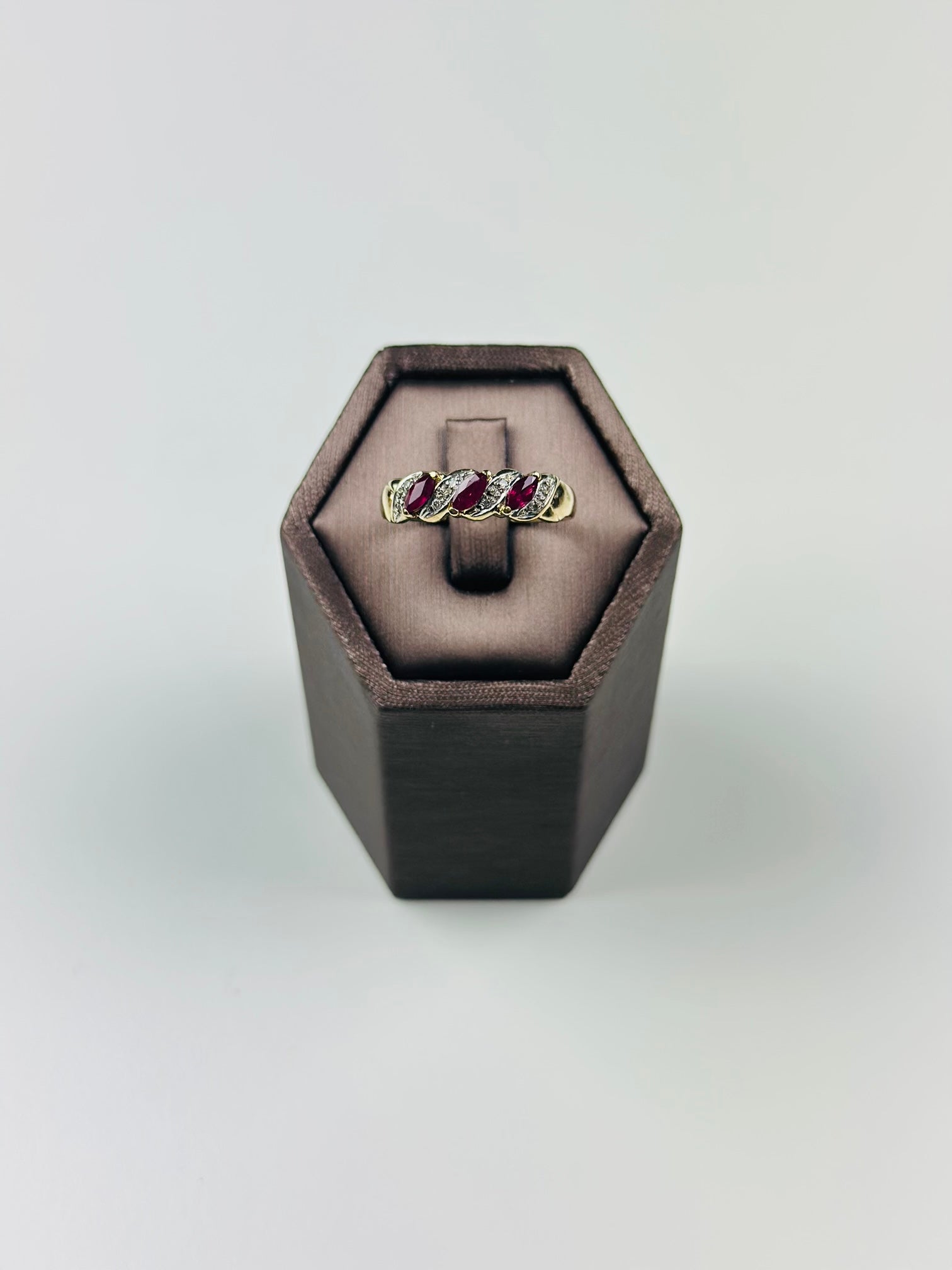 Ruby Diamond Ring , Natural Burma Ruby Ring , Vintage Yellow Gold