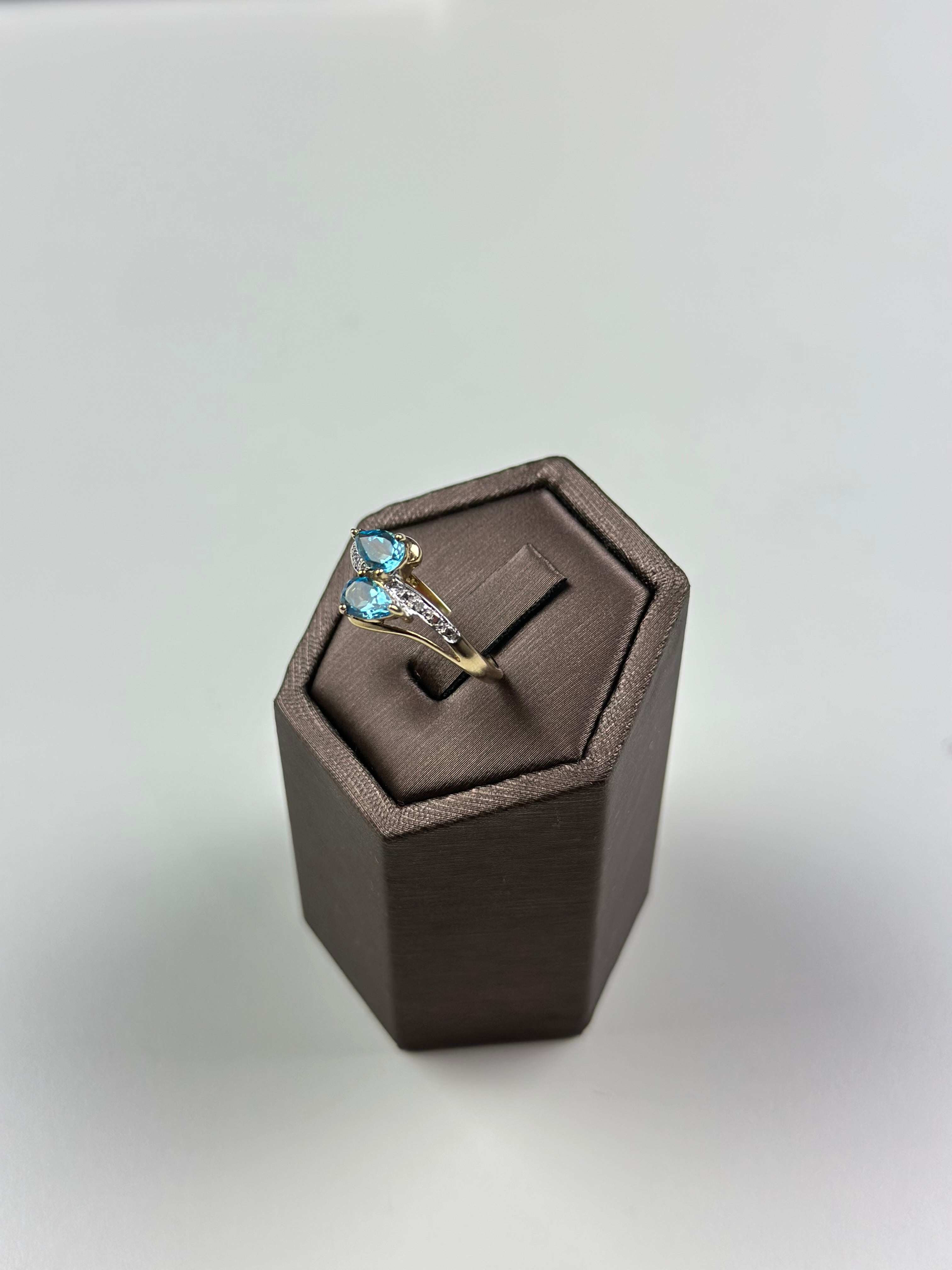 9ct gold blue topaz diamond cluster ring, Hallmarked And Natural Topaz , Vintage