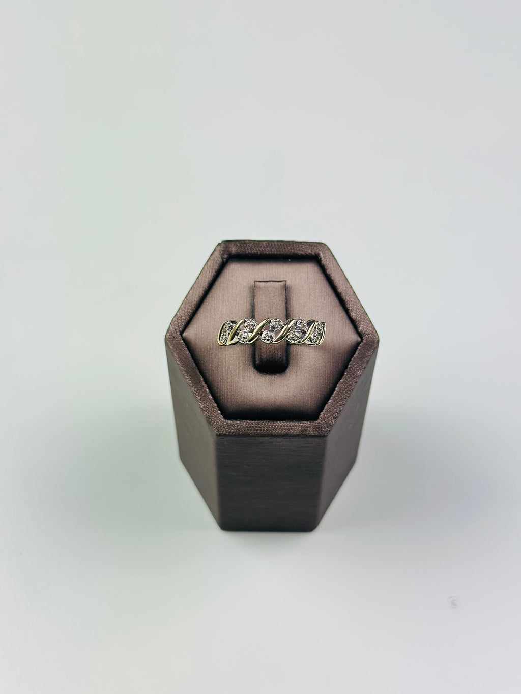 Diamond Ring In Yellow Gold 9ct , Hallmarked With Natural Diamonds vintage polished