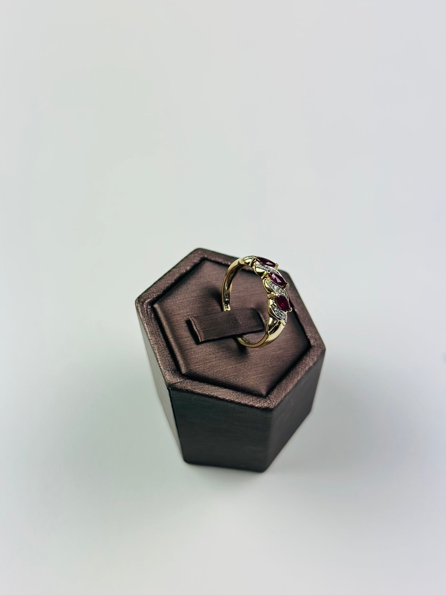 Ruby Diamond Ring , Natural Burma Ruby Ring , Vintage Yellow Gold