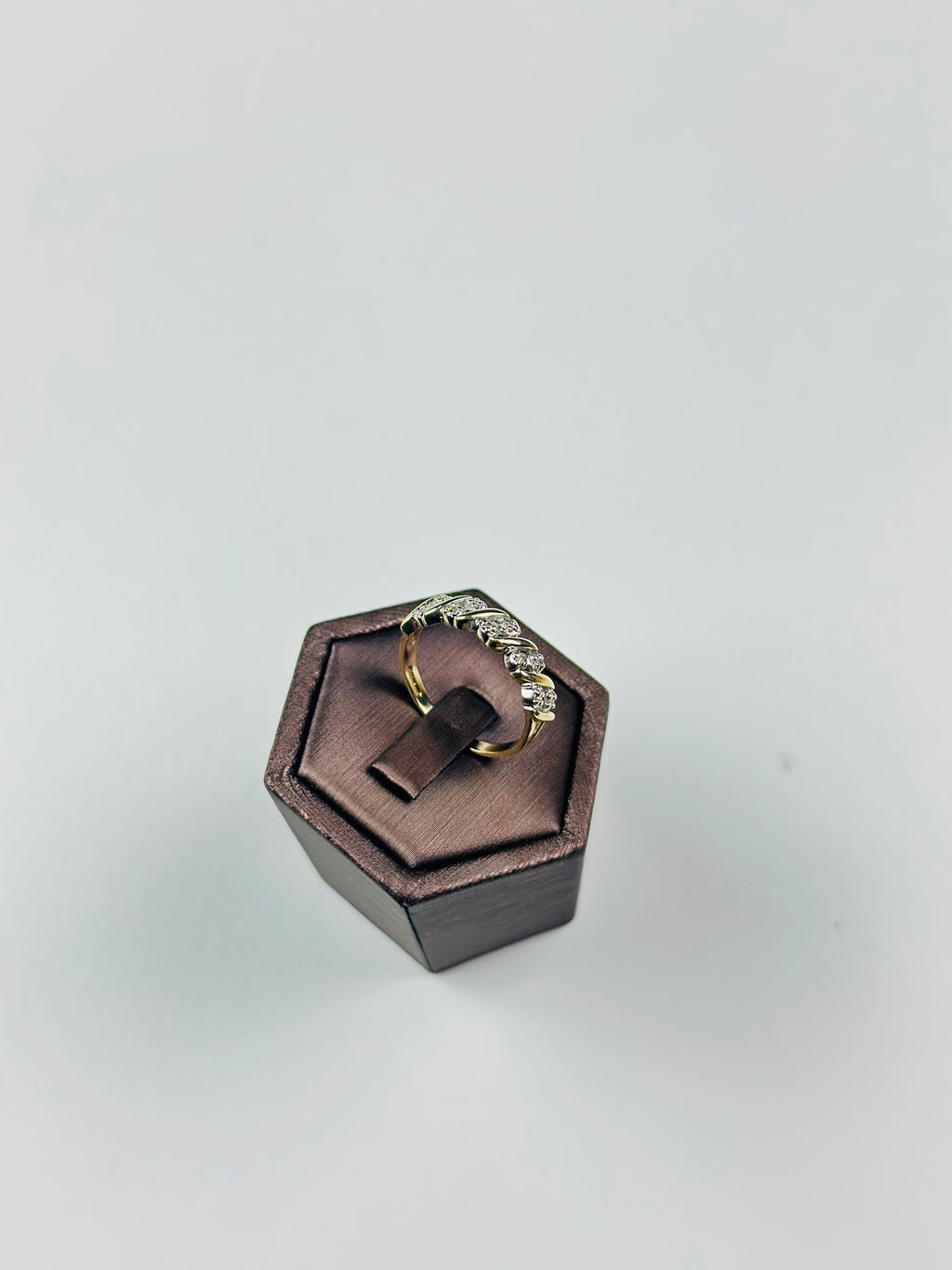 Diamond Ring In Yellow Gold 9ct , Hallmarked With Natural Diamonds vintage polished