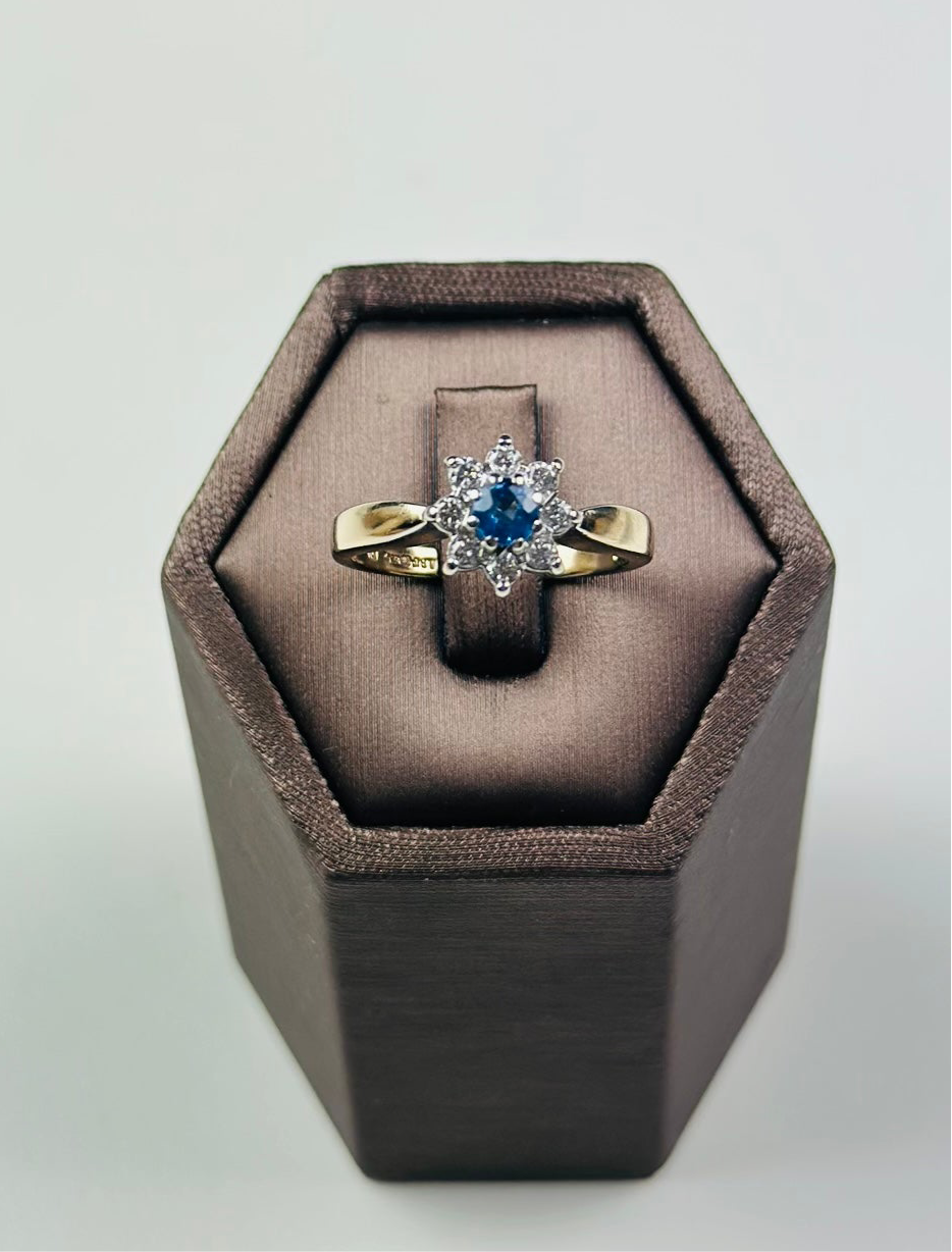 9ct Yellow gold Blue Topaz ring , hallmarked and size 7